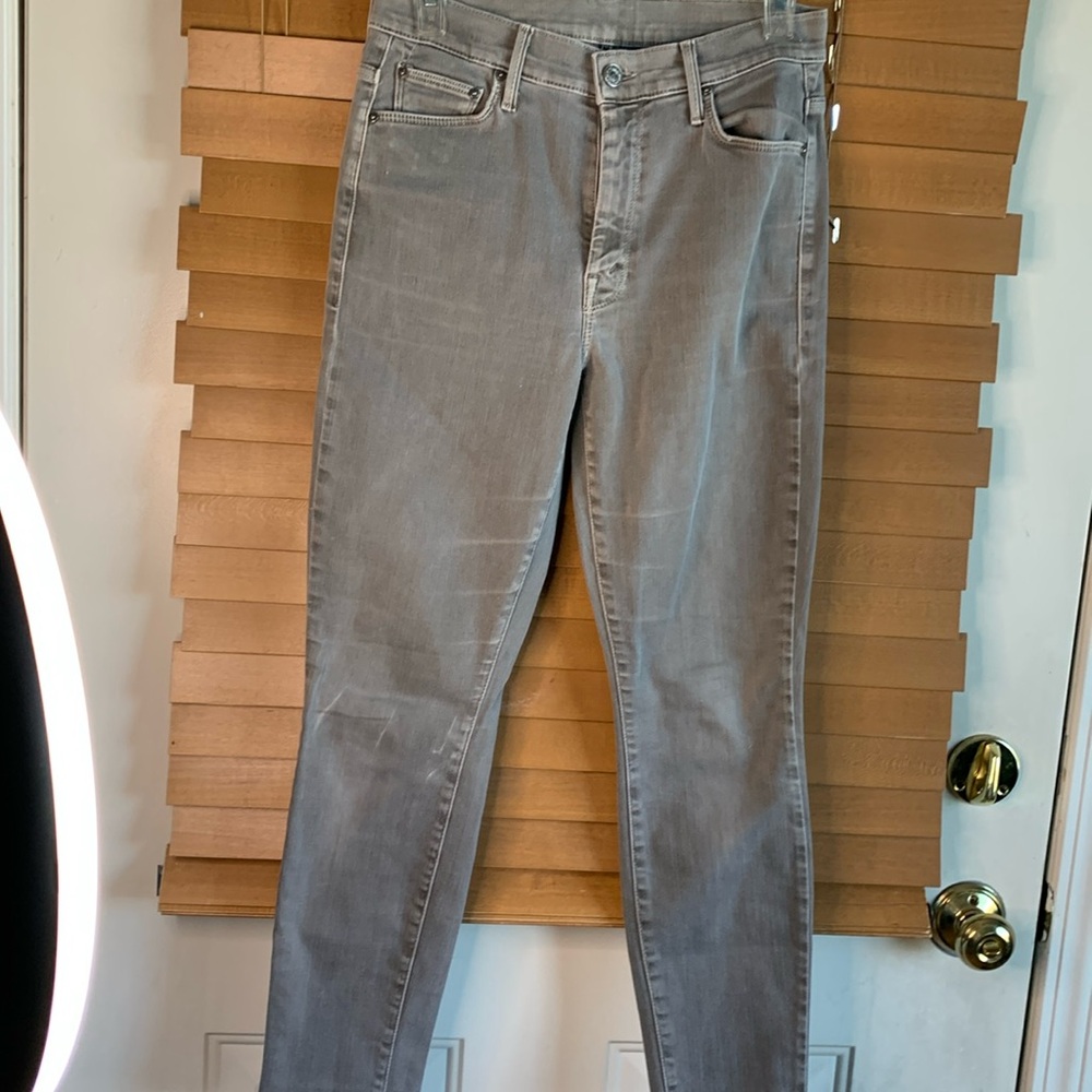 MOTHER gray LOOKER high waisted frayed jeans size 28